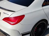 Right quarter panel