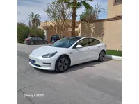 تسلا موديل 3