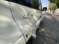 الباب الخلفى الأيمن