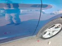 الباب الأمامى الأيمن