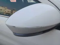 الباب الأمامى الأيسر