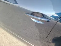 الباب الأمامى الأيسر