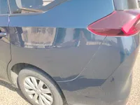 ألواح هيكل السيارة الأيسر