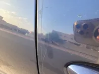 الباب الأمامى الأيمن