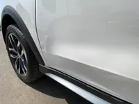الباب الأمامى الأيسر