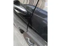 الباب الأمامى الأيسر