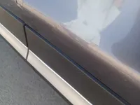 الباب الأمامى الأيمن
