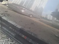 الباب الأمامى الأيمن