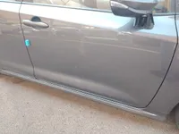 الباب الأمامى الأيمن