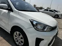 الرفرف الجانبى الأيمن