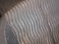 مخدوش / فيه صدمة