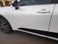 الباب الأمامى الأيسر