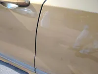 الباب الأمامى الأيسر