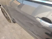 الباب الأمامى الأيسر
