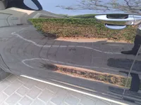 الباب الأمامى الأيسر