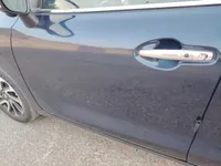 الباب الأمامى الأيسر