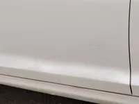 الباب الأمامى الأيسر
