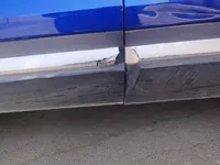 الباب الأمامى الأيسر