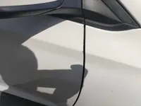 الباب الأمامى الأيمن