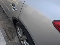 ألواح هيكل السيارة الأيسر