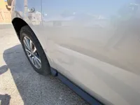 الباب الأمامى الأيسر