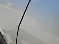 الباب الأمامى الأيسر