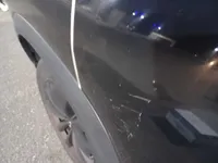 الباب الأمامى الأيسر