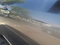 الباب الأمامى الأيمن