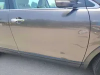 الباب الأمامى الأيمن