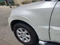 الرفرف الجانبي الأيسر