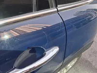 الباب الأمامى الأيسر
