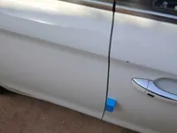الباب الأمامى الأيمن