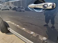 الباب الأمامى الأيسر