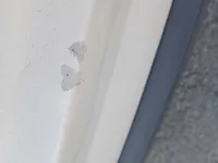 الباب الأمامى الأيسر