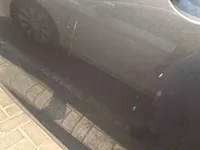 الباب الأمامى الأيسر