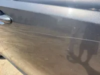 الباب الأمامى الأيمن