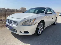 نيسان مكسيما