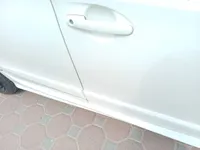 الباب الأمامى الأيمن