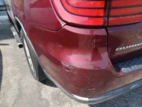الباب الأمامى الأيسر
