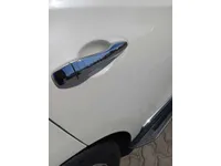 الباب الأمامى الأيسر