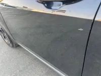 الباب الأمامى الأيسر