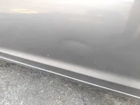 الباب الأمامى الأيسر