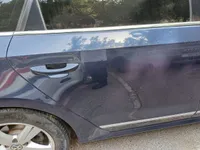 الباب الخلفى الأيمن