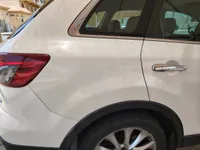 ألواح هيكل السيارة الأيمن
