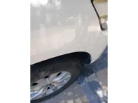 ألواح هيكل السيارة الأيسر