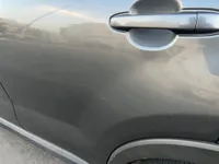 الباب الخلفى الأيسر