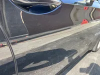الباب الأمامى الأيمن