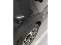 الباب الأمامى الأيسر