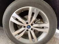 Rear right Tire