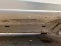 عتبة الجانب الأيمن